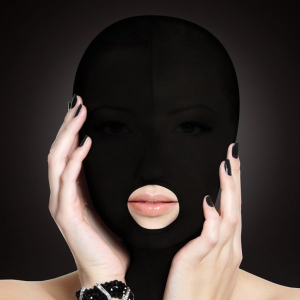 Máscara submissão preta